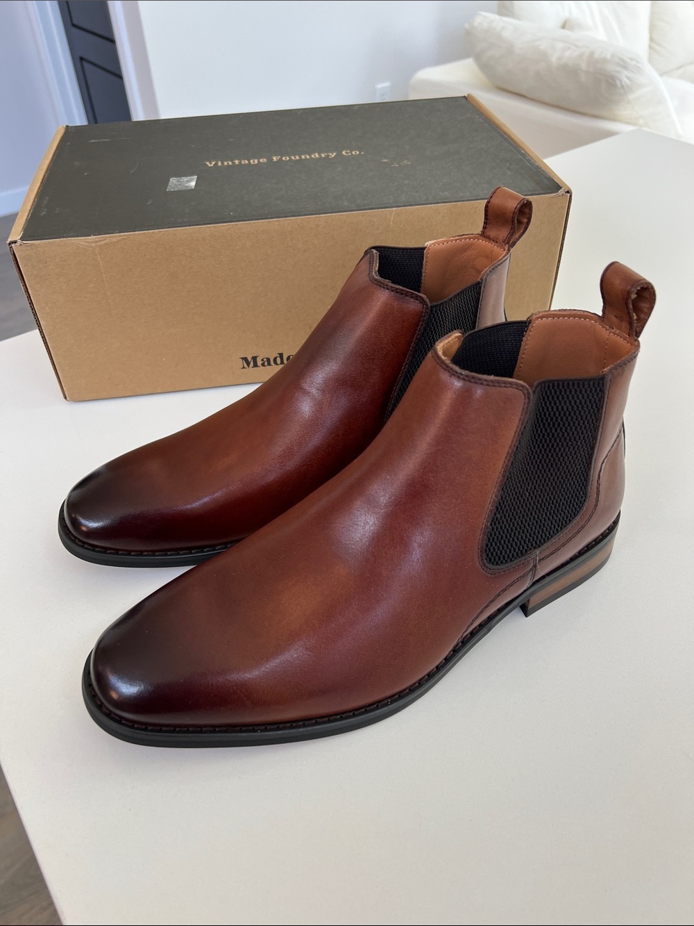 Vintage Foundry Co. darwin cognac brown leather ankle boots size 8